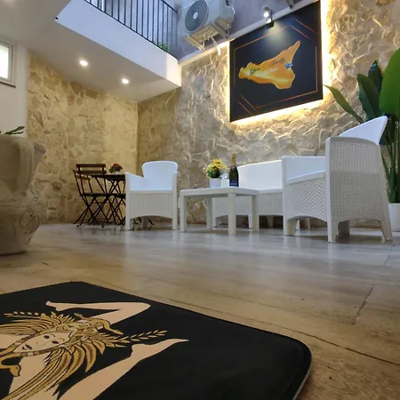 & Sicily Prestige House * Catánia