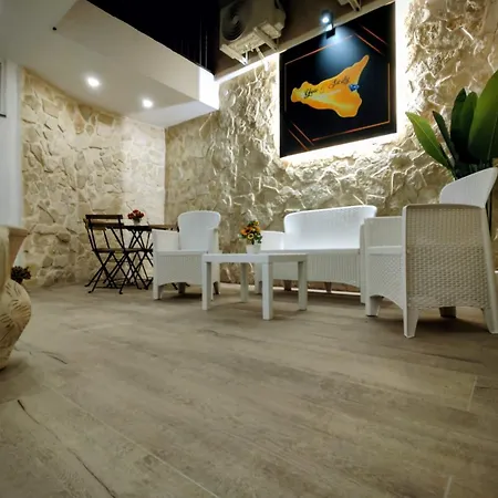 & Sicily Prestige House * Catánia